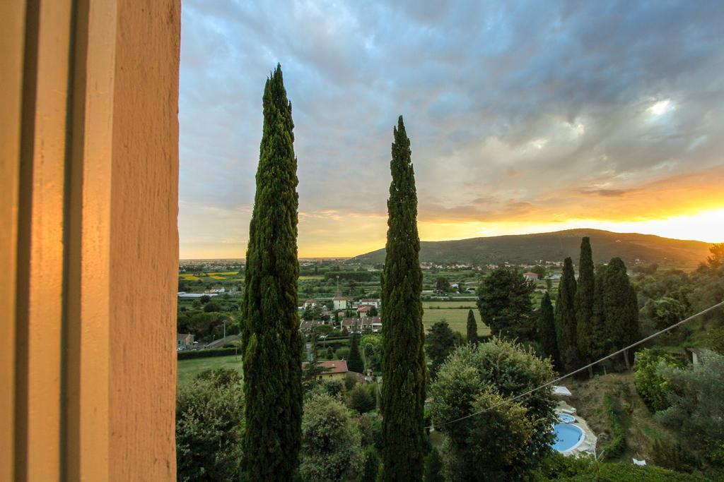 Villa Alta - Residenza D'Epoca Con Piscina サン・ジュリアーノ・テルメ エクステリア 写真
