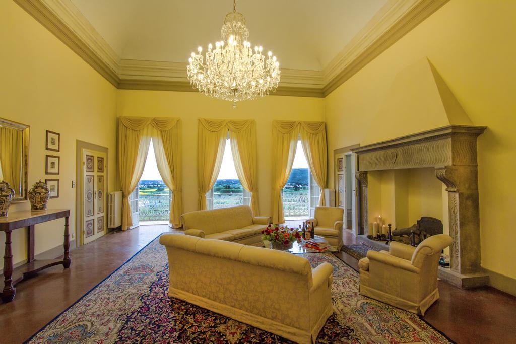 Villa Alta - Residenza D'Epoca Con Piscina サン・ジュリアーノ・テルメ エクステリア 写真